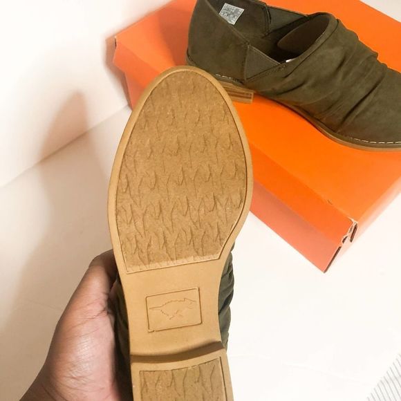 ModCloth Work Your Way Up Loafer - Picture 4 of 5